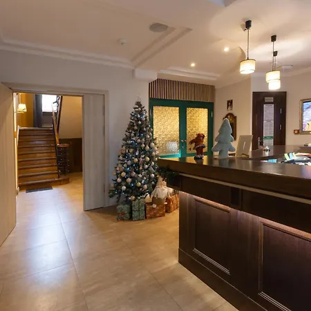 Royal By Wow Homes ホテル *