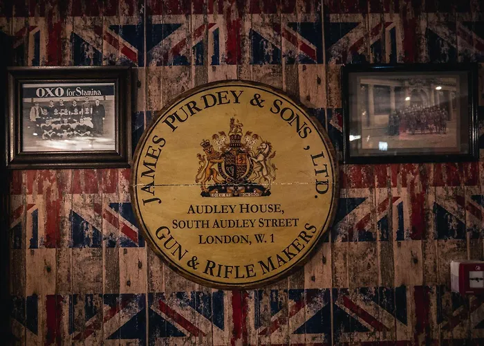 Royal By Wow Homes *