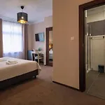Hotel Royal By Wow Homes