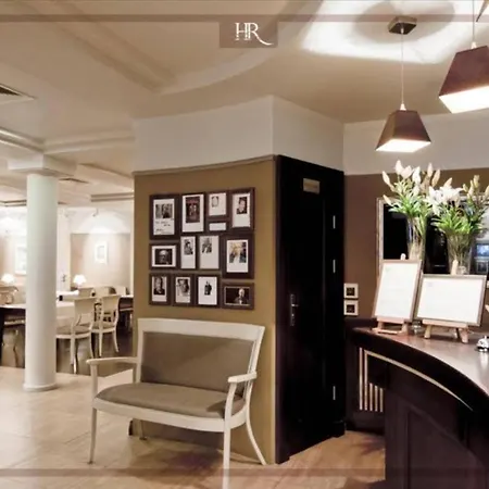 Royal By Wow Homes *