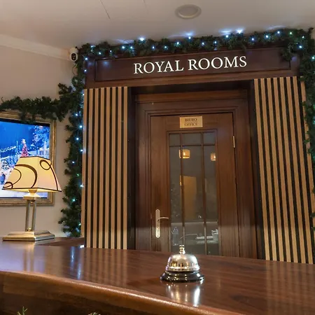 Royal Self Check-in Познань