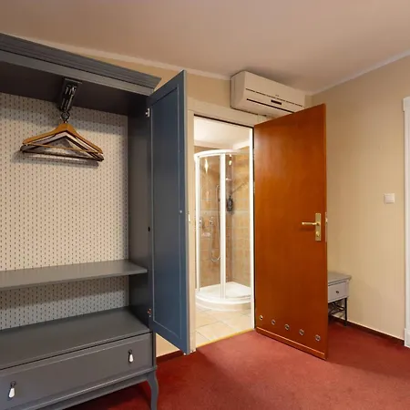 Royal By Wow Homes Hotel Poznan