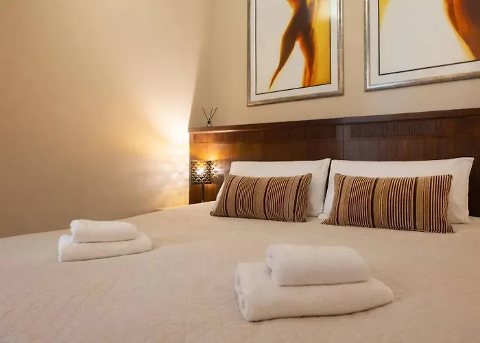 Hotel Royal By Wow Homes Poznan