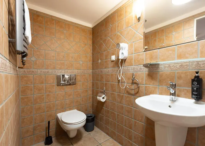 Hotel Royal By Wow Homes Poznan