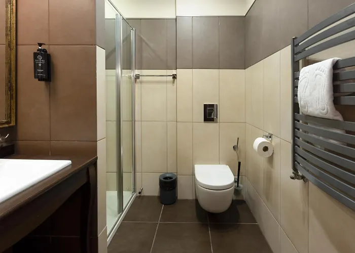 Royal By Wow Homes Hotel