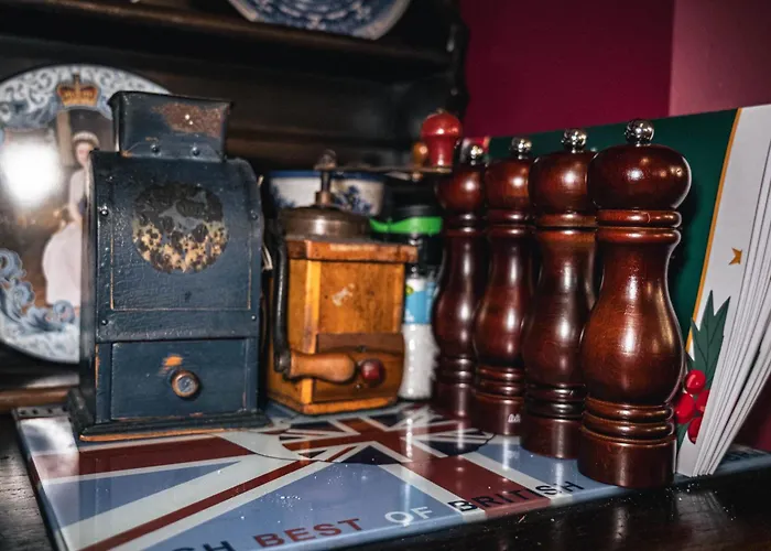 Royal By Wow Homes Hotel *